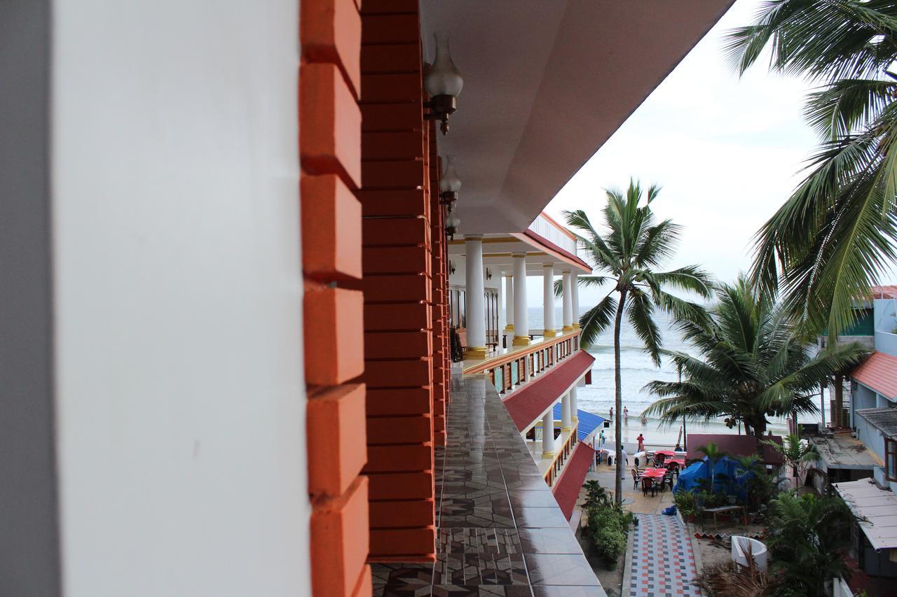 Hotel Sea View Palace - The Beach Hotel Kovalam Buitenkant foto